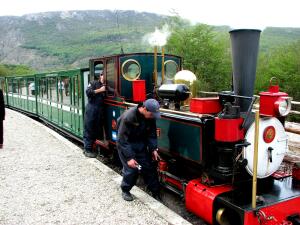 Parque Nacional Tierra del Fuego, Argentina, Tren fin del Mundo